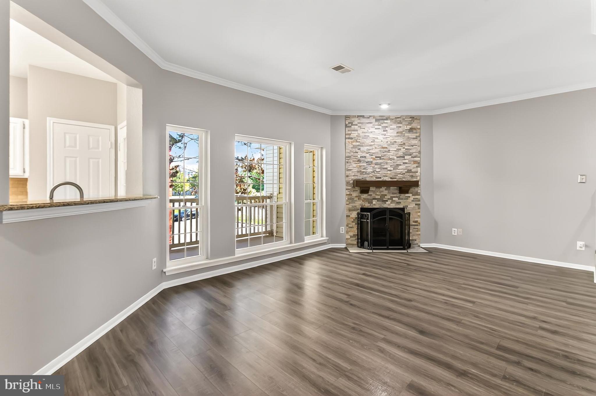 BROOKMEADE CONDO - Residential Lease