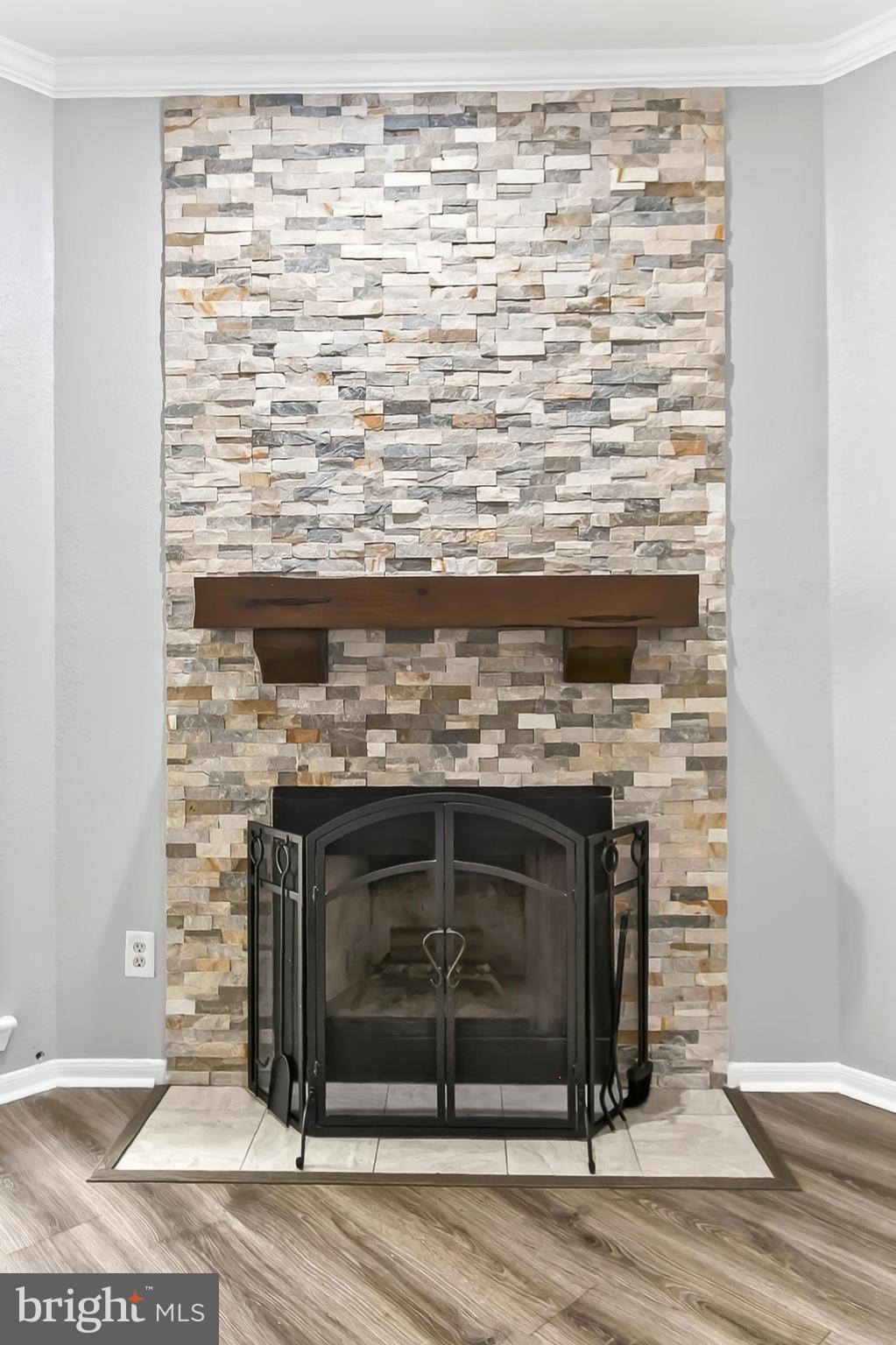 BROOKMEADE CONDO - Residential Lease