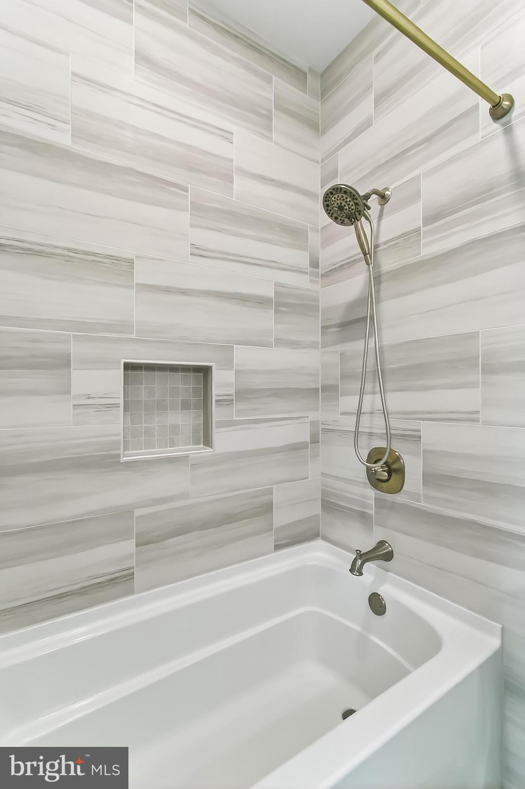 BROOKMEADE CONDO - Residential Lease