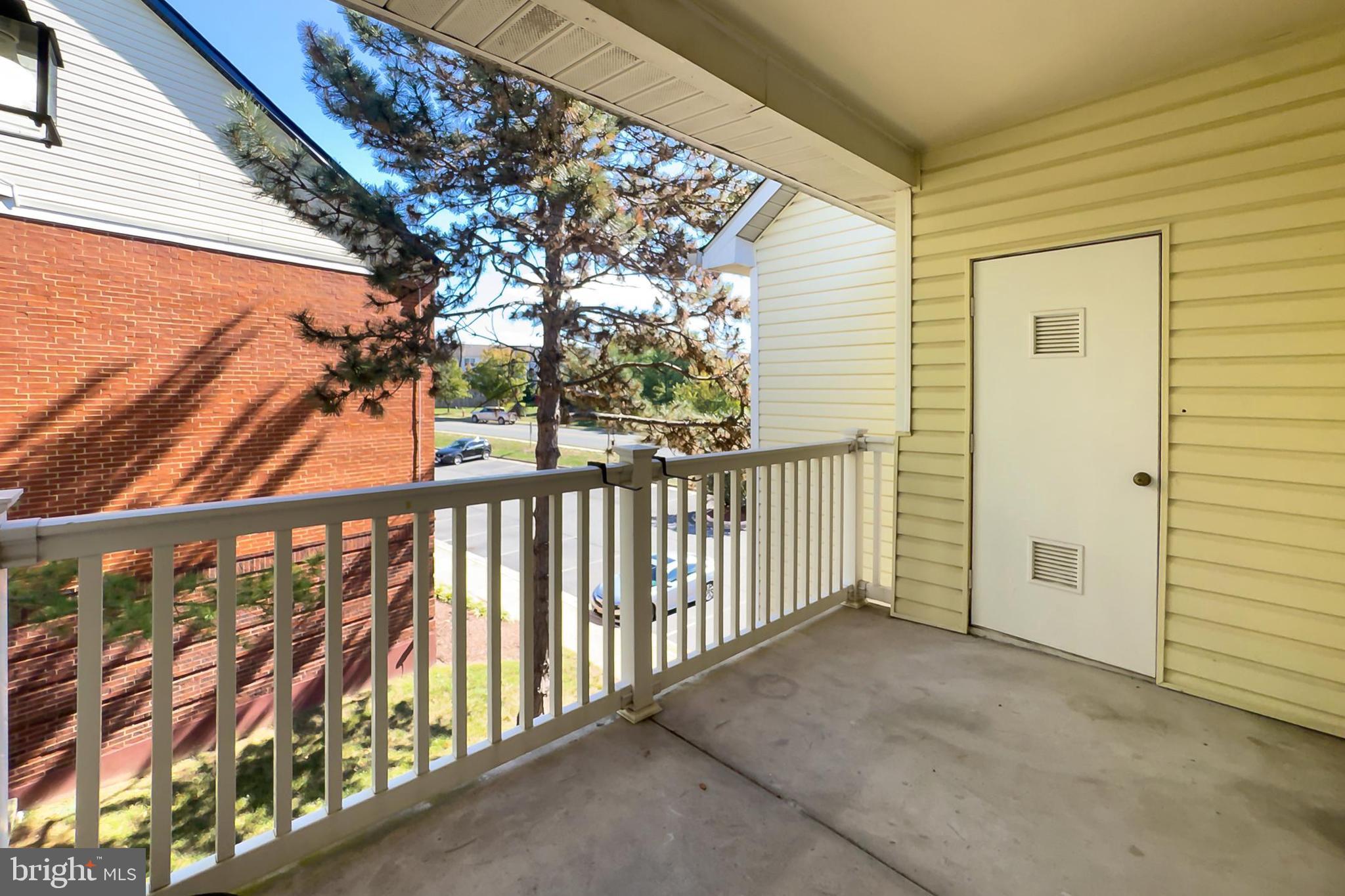 BROOKMEADE CONDO - Residential Lease