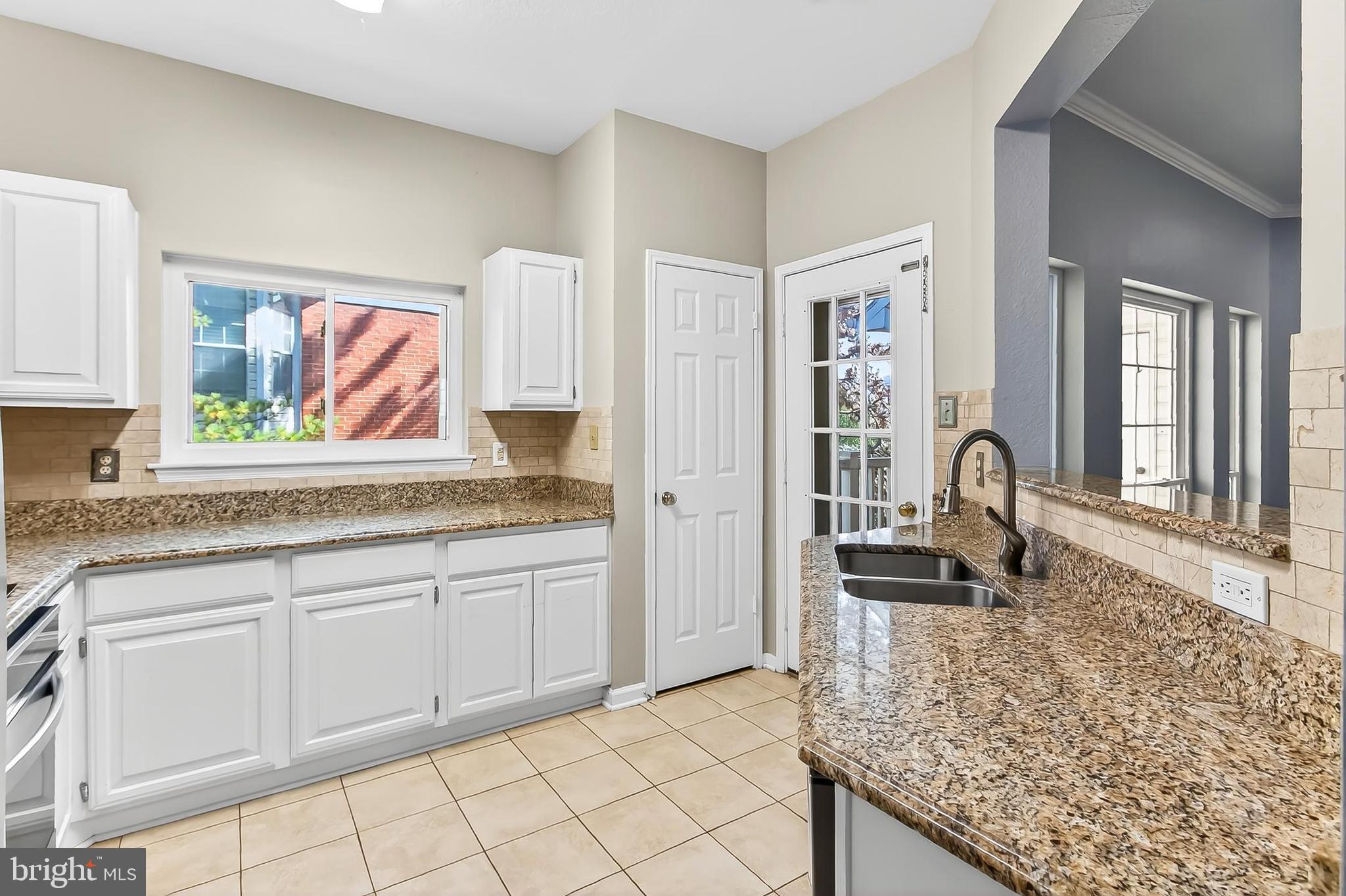 BROOKMEADE CONDO - Residential Lease