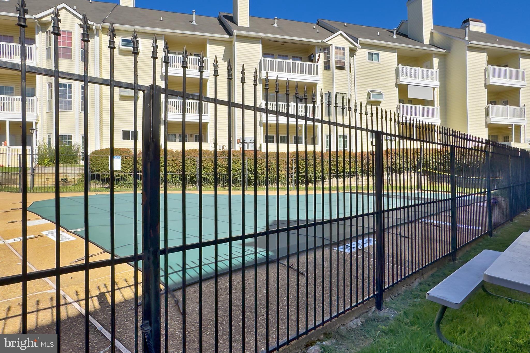 BROOKMEADE CONDO - Residential Lease