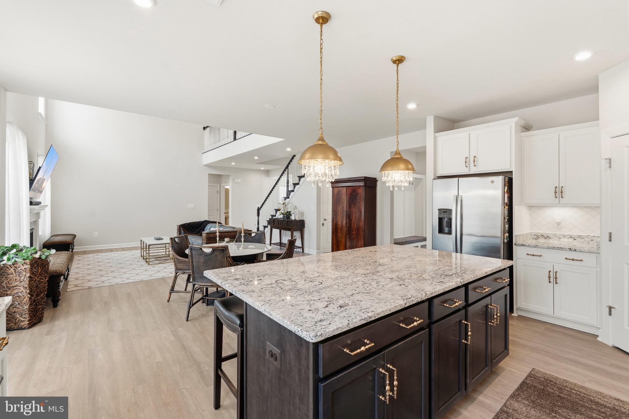 LAUREL HILLS CROSSING - Residential