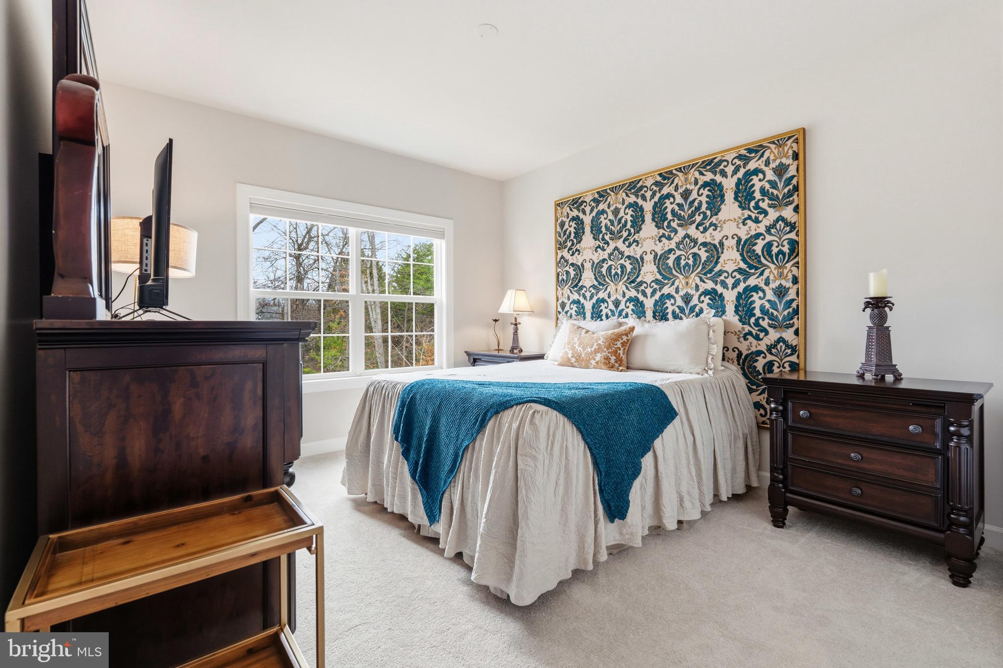 LAUREL HILLS CROSSING - Residential