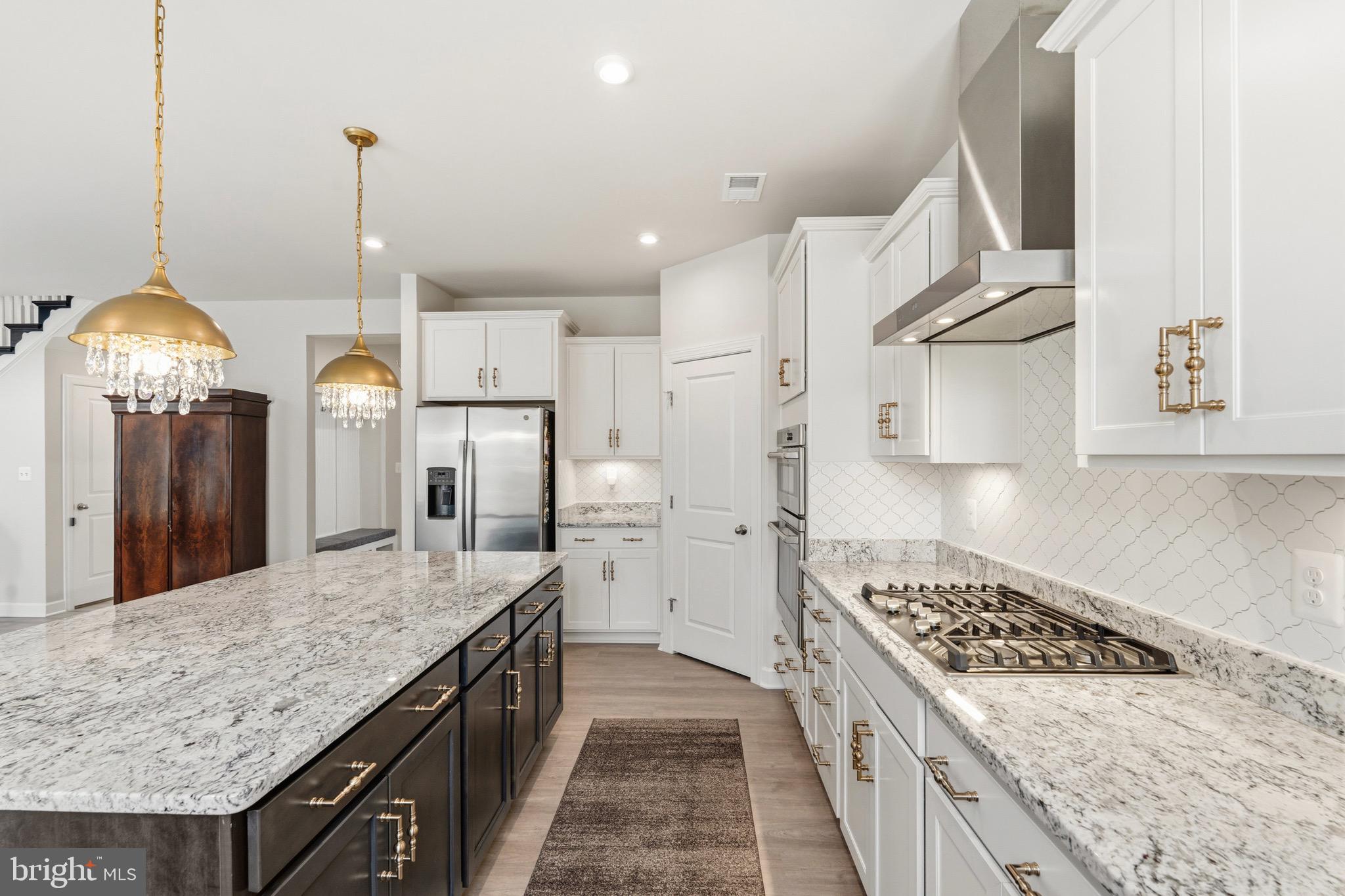 LAUREL HILLS CROSSING - Residential
