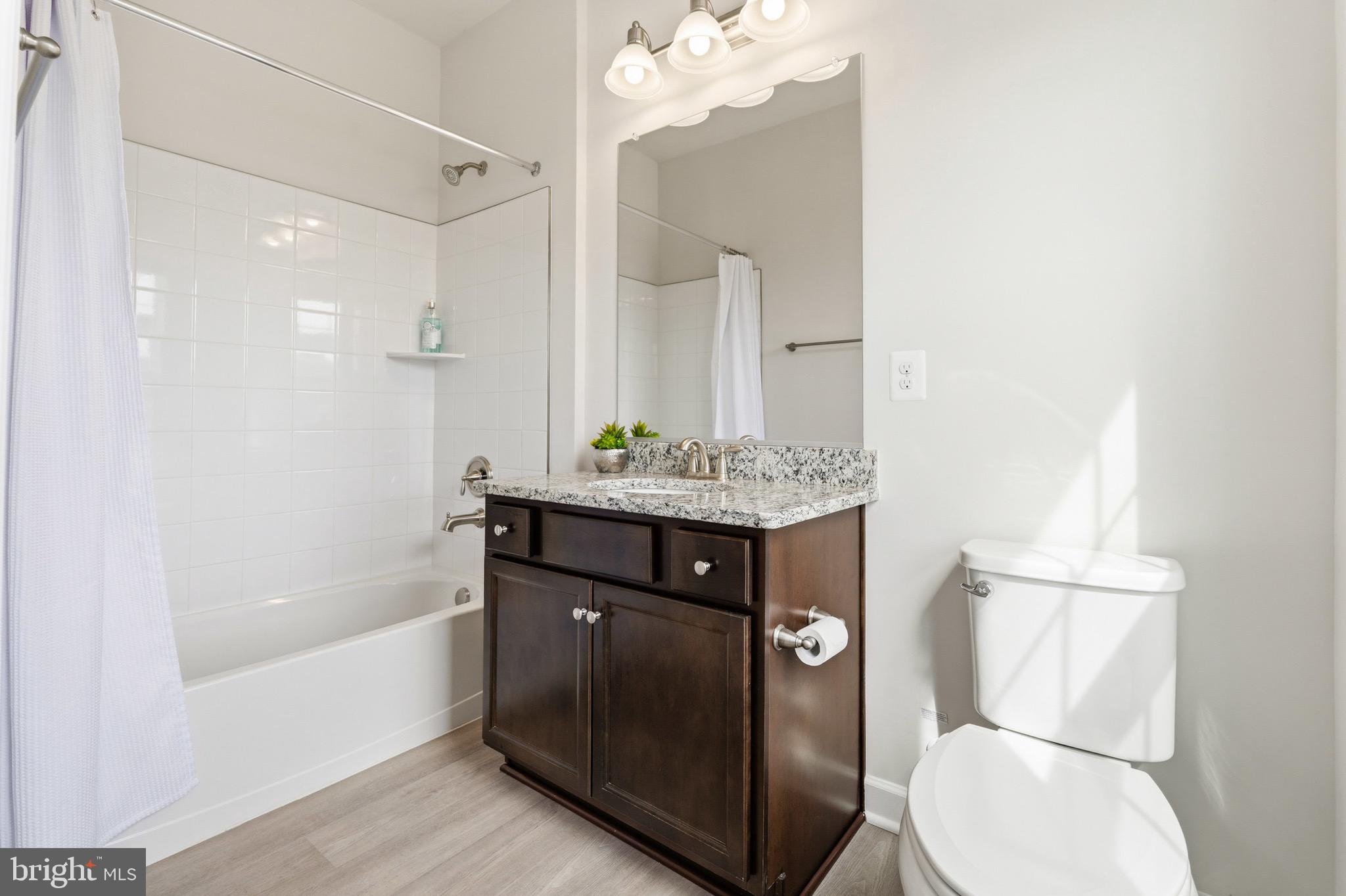 LAUREL HILLS CROSSING - Residential