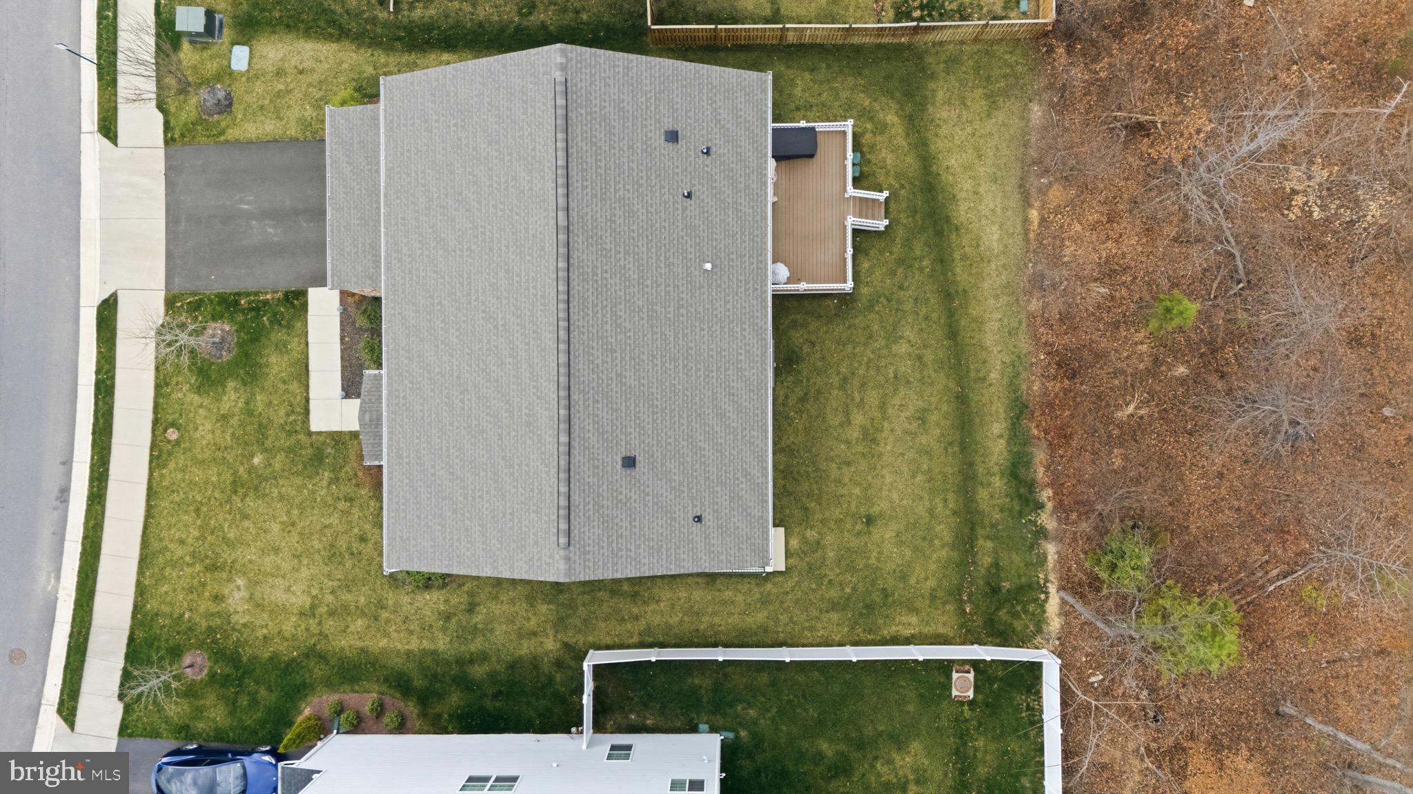 LAUREL HILLS CROSSING - Residential