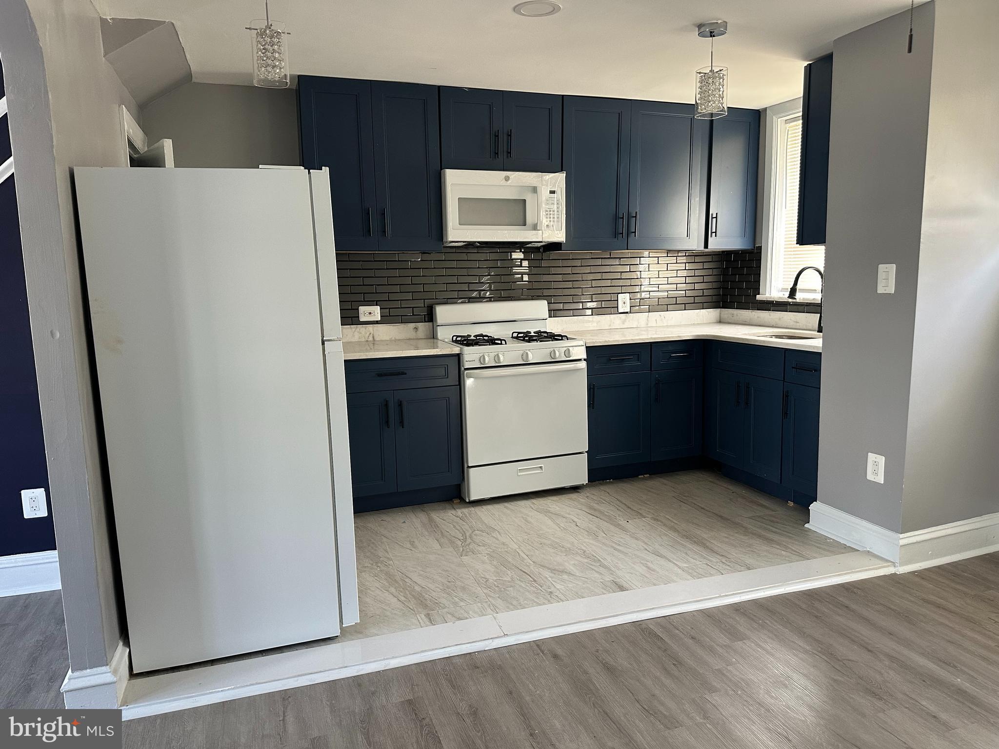 SUMMERDALE - Residential