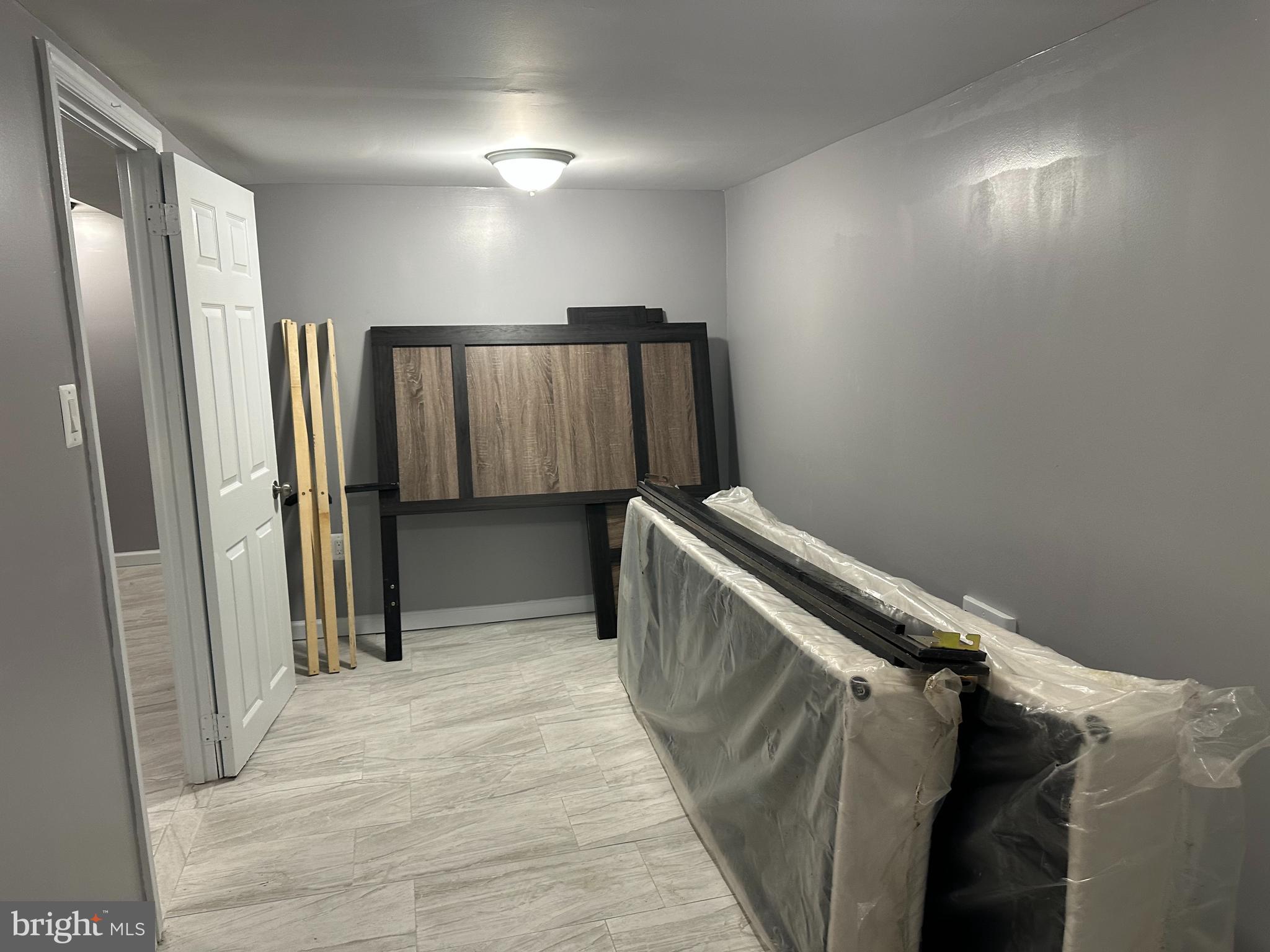 SUMMERDALE - Residential