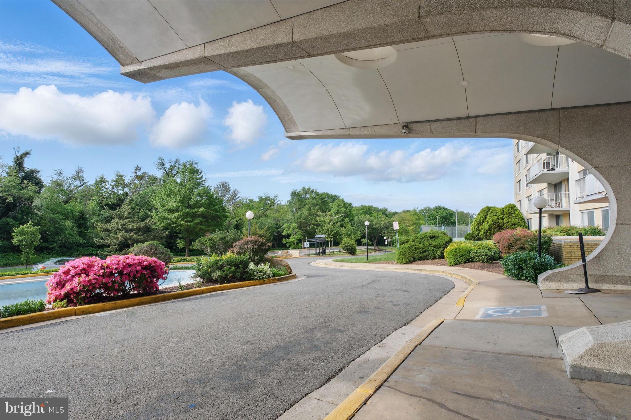 THE FOUNTAINS - Residential