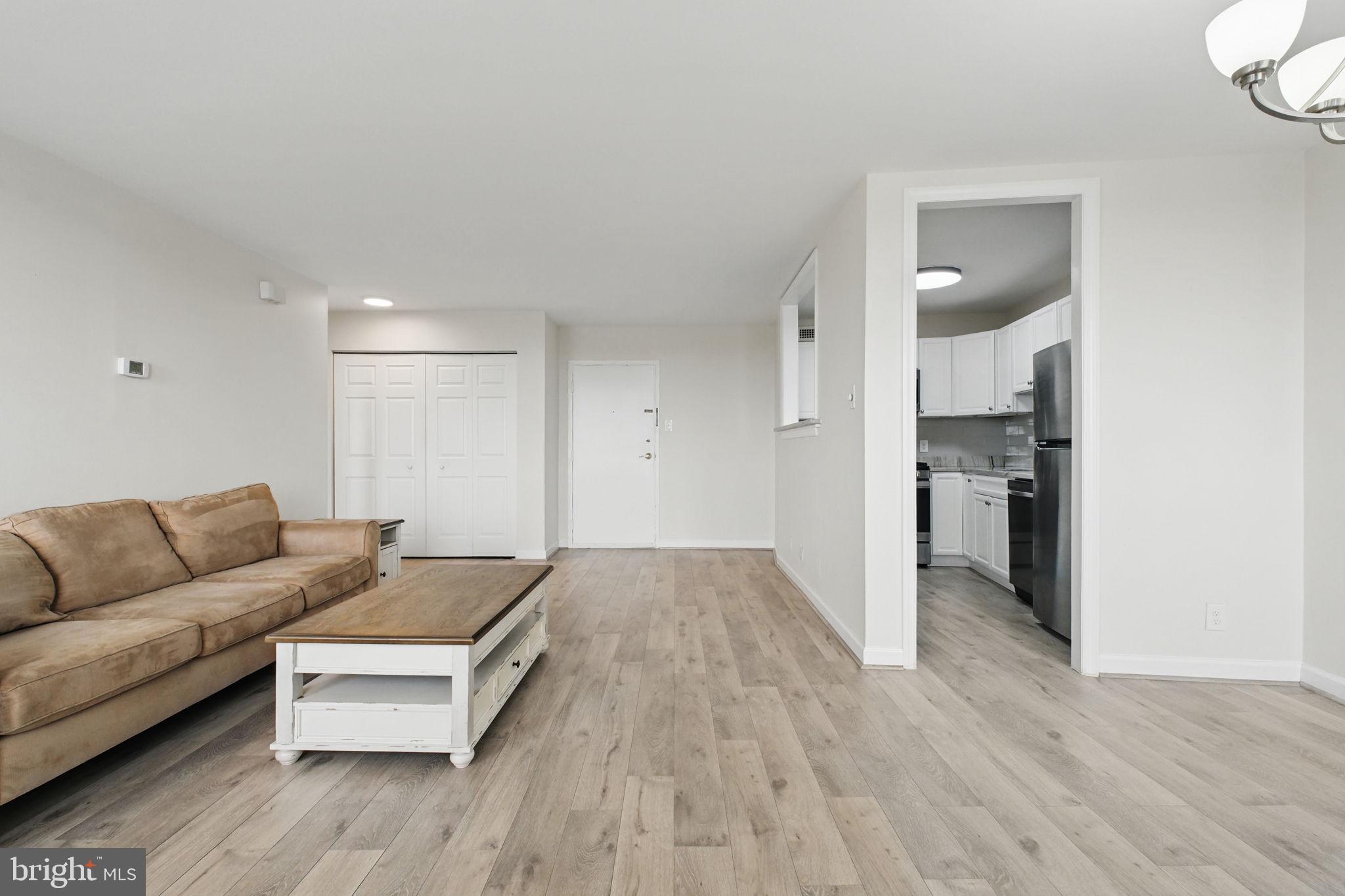 THE FOUNTAINS - Residential