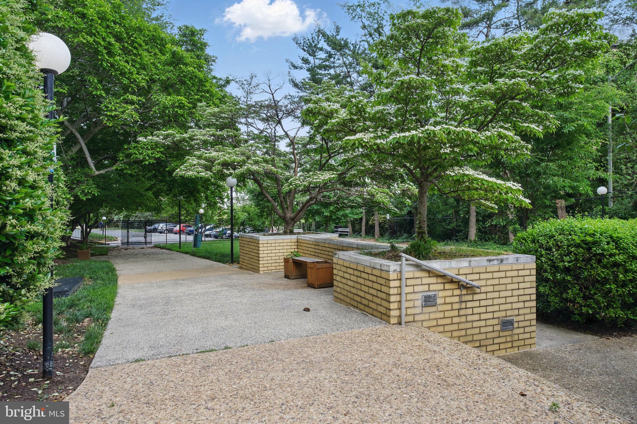 THE FOUNTAINS - Residential