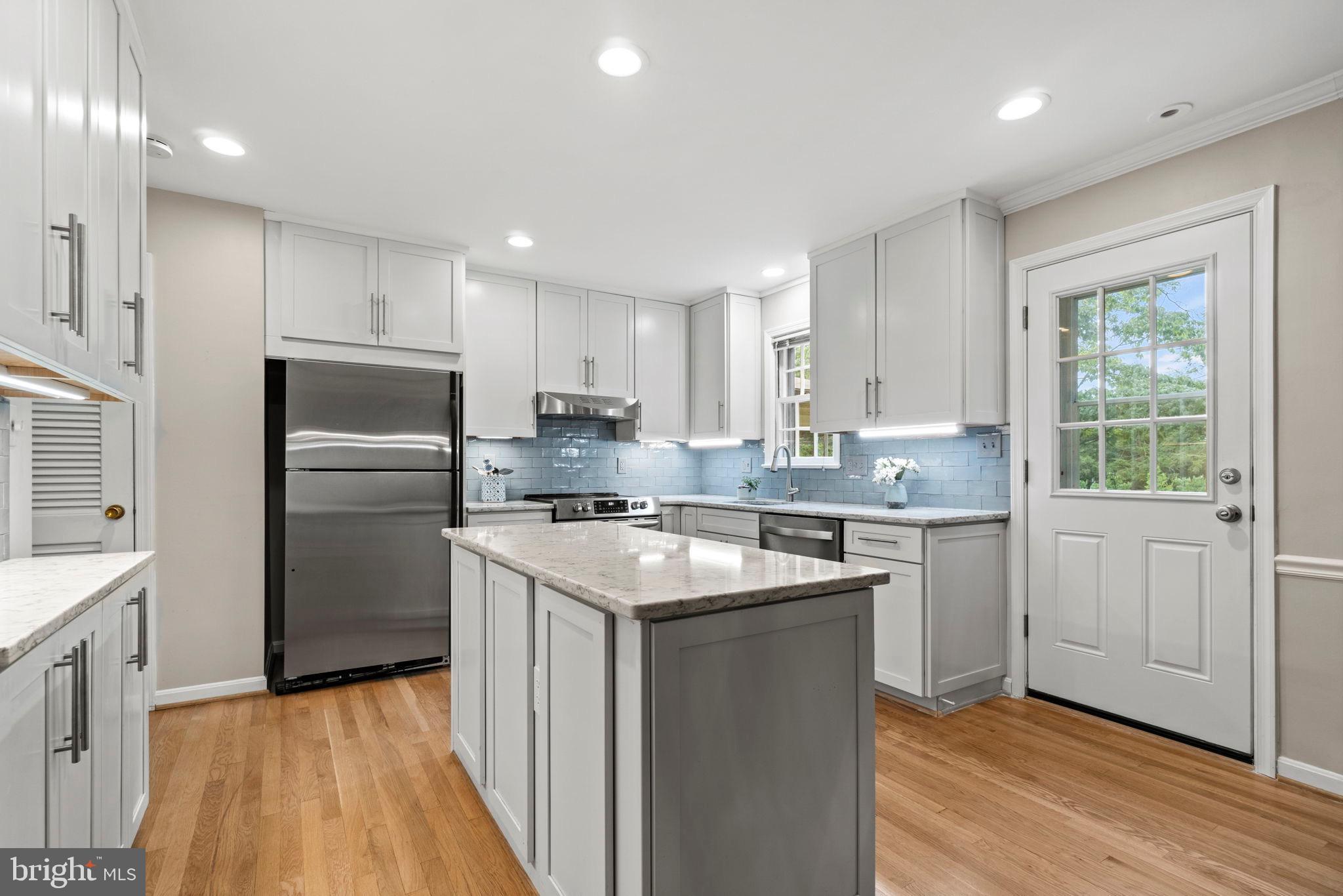 SAM RICE MANOR - Residential