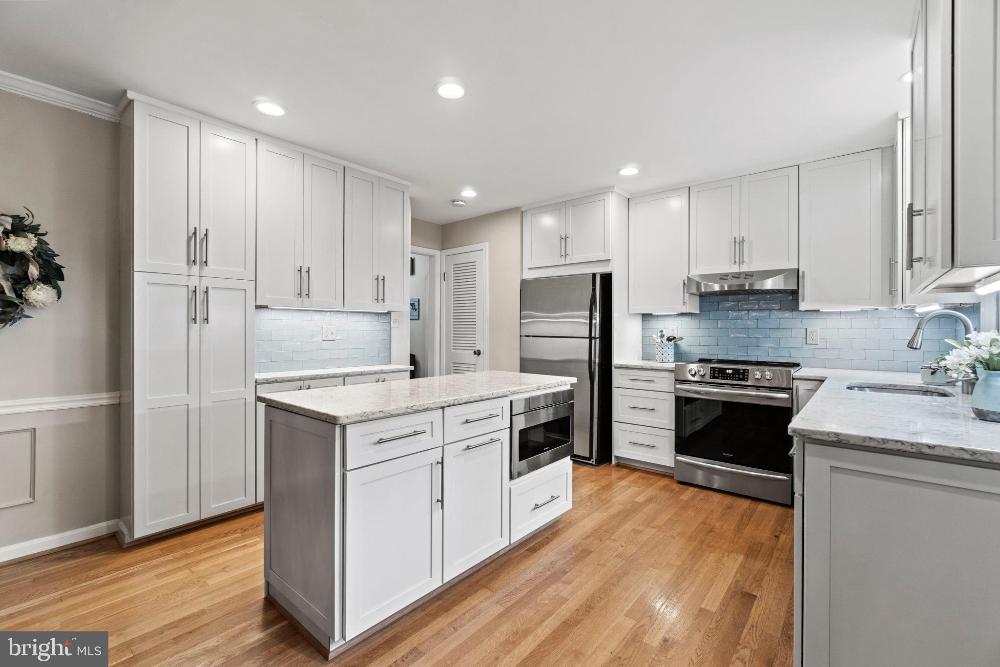 SAM RICE MANOR - Residential