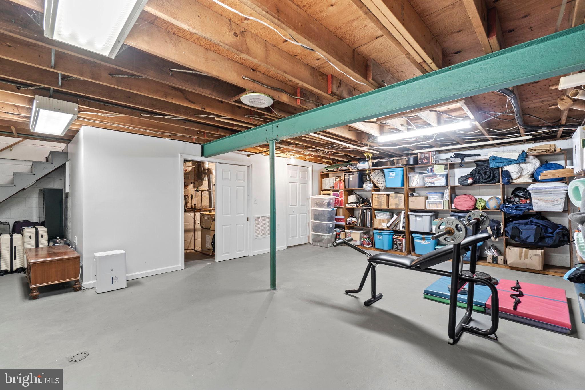 SAM RICE MANOR - Residential