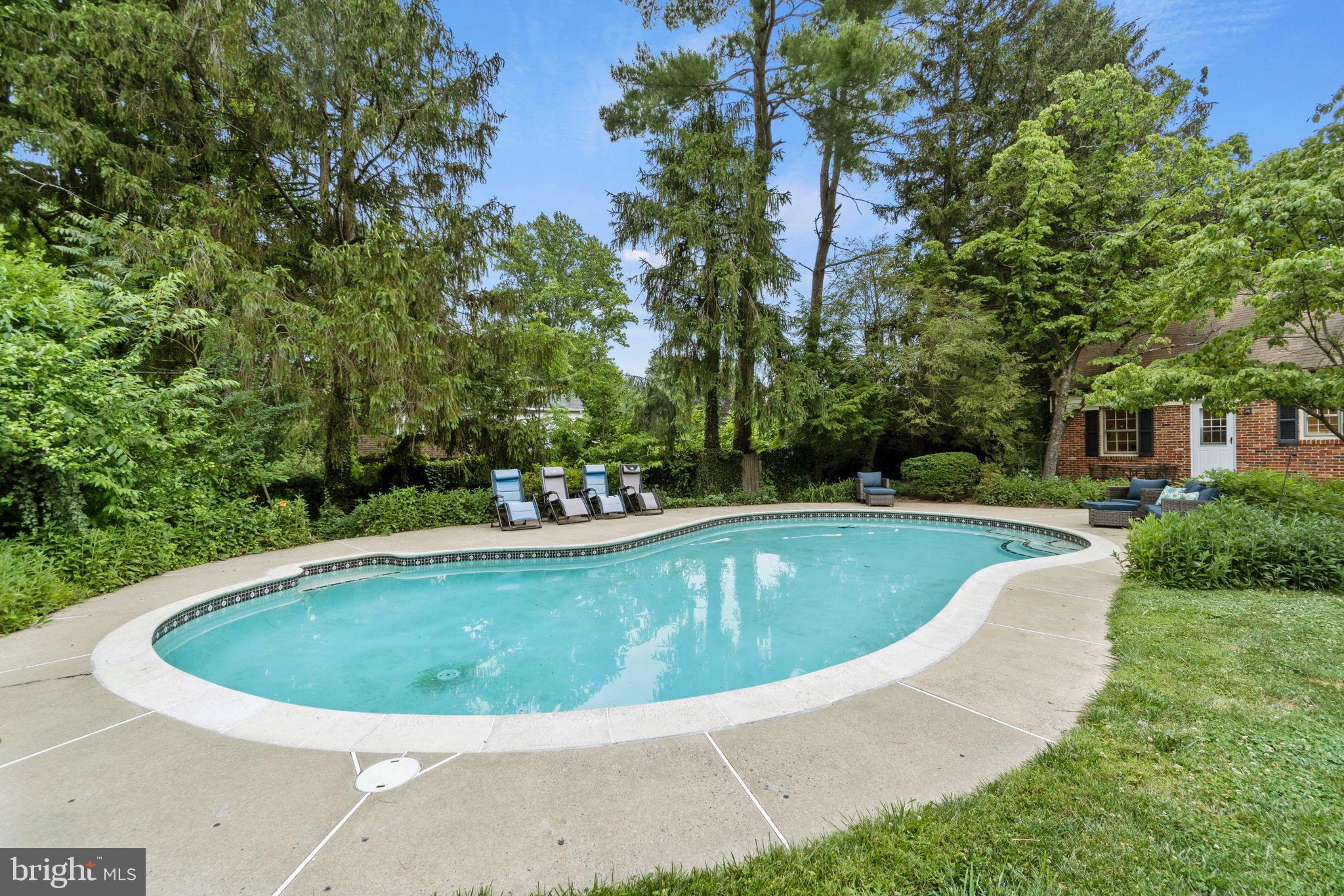 SAM RICE MANOR - Residential