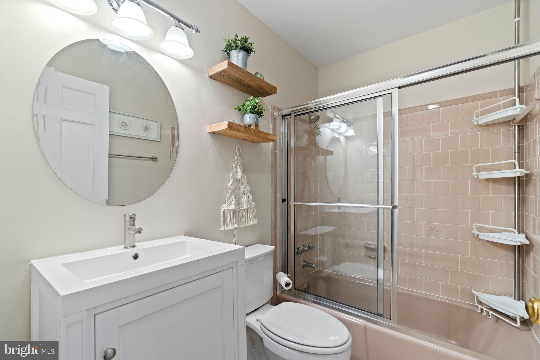 SAM RICE MANOR - Residential