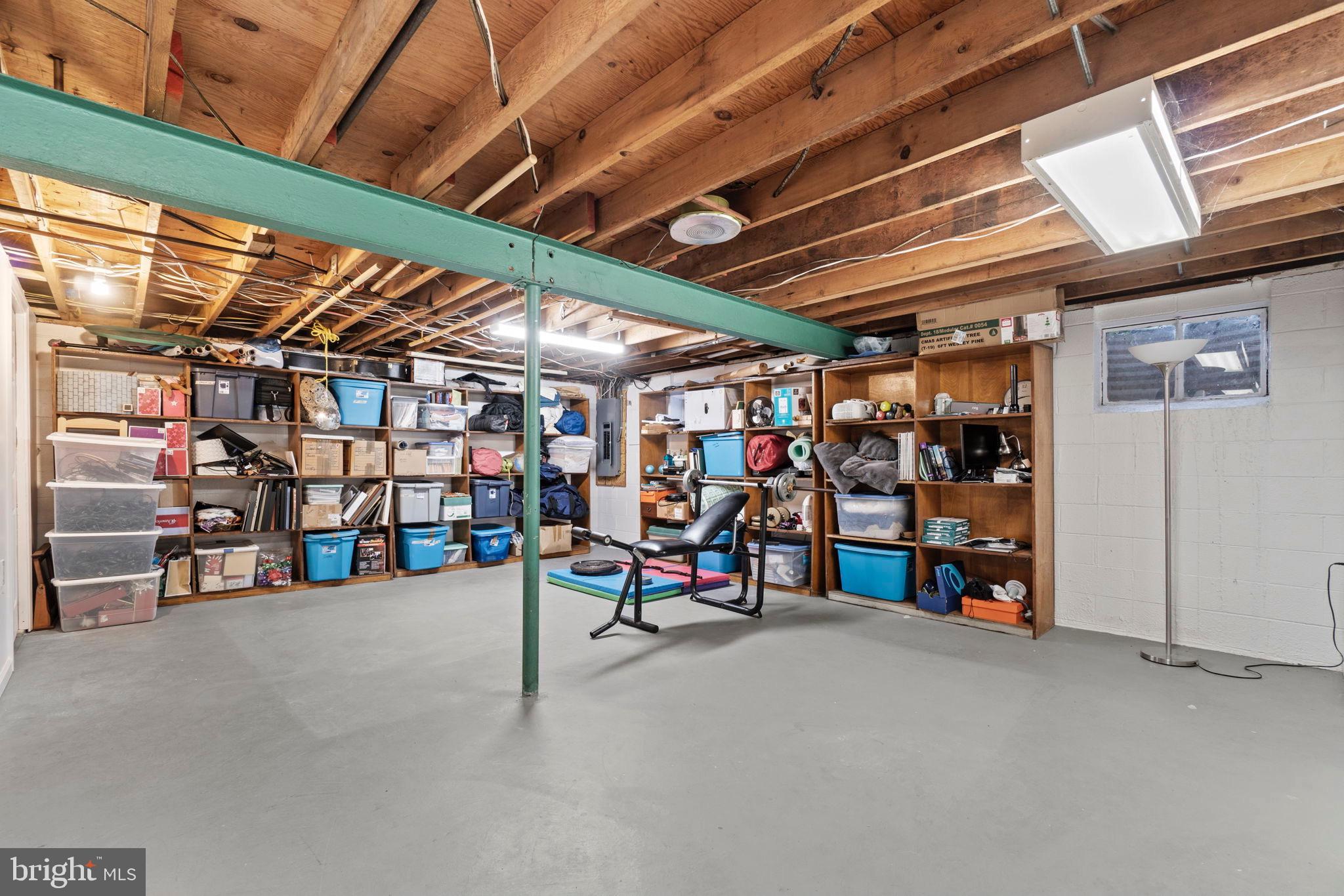 SAM RICE MANOR - Residential