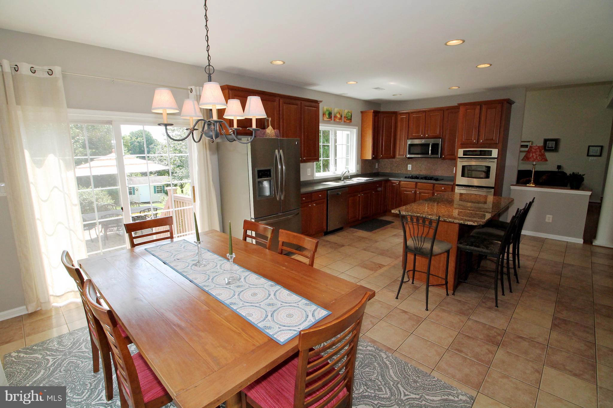 PERRYVILLE - Residential