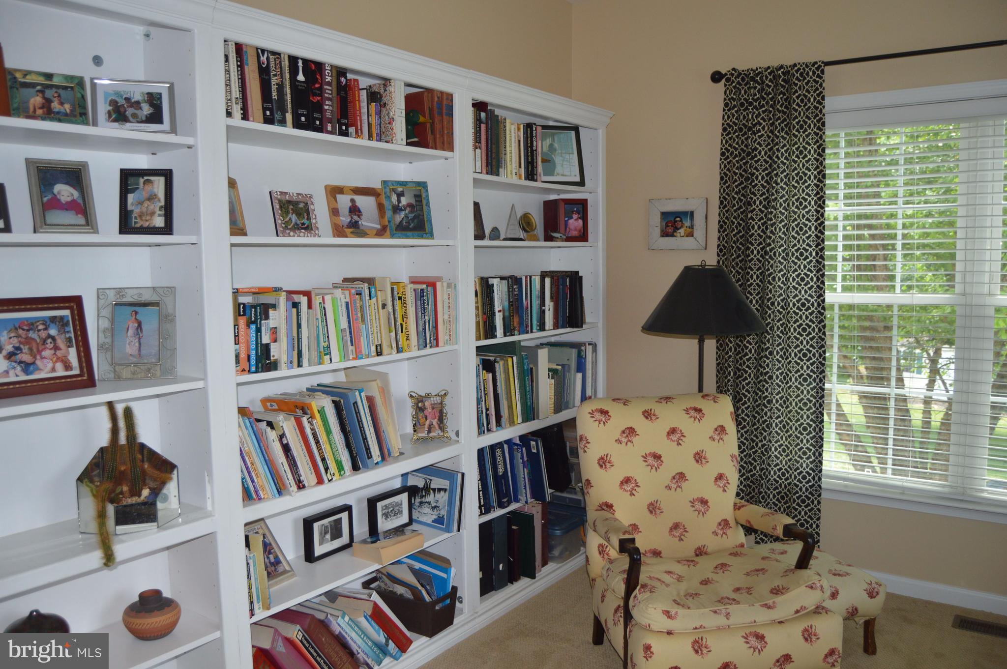 PERRYVILLE - Residential