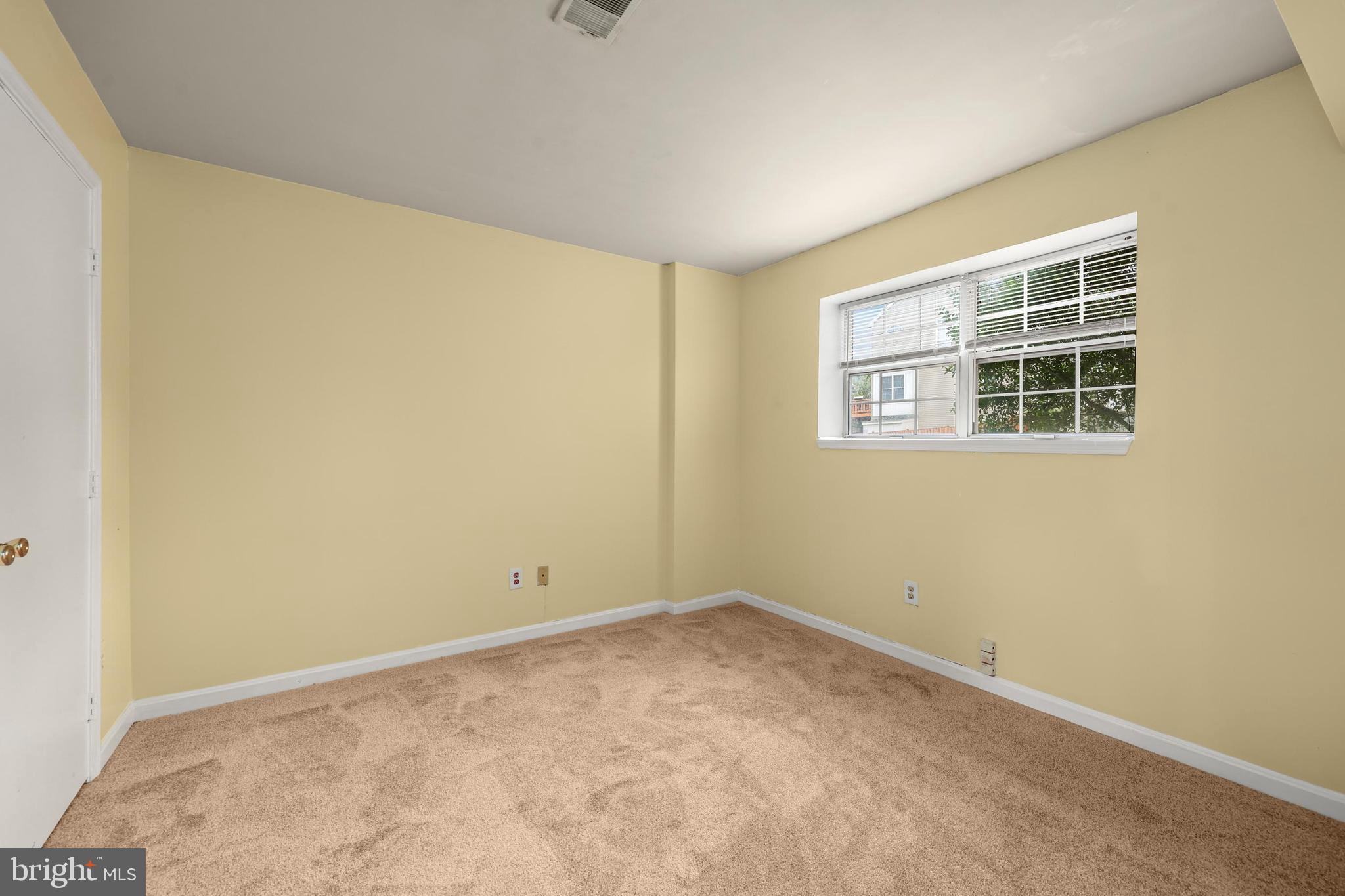 WAYSIDE VILLAGE - Residential Lease