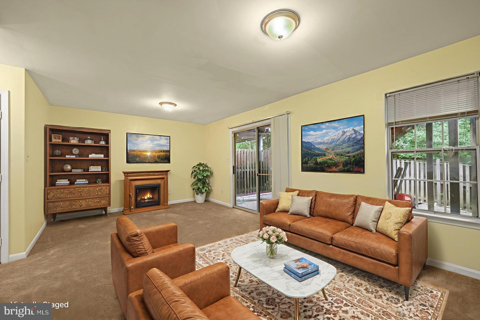 WAYSIDE VILLAGE - Residential Lease