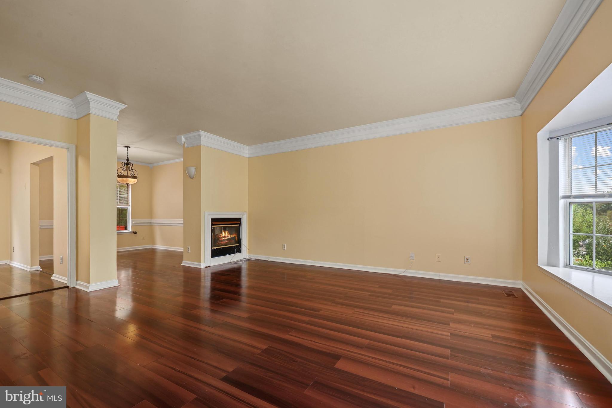 WAYSIDE VILLAGE - Residential Lease