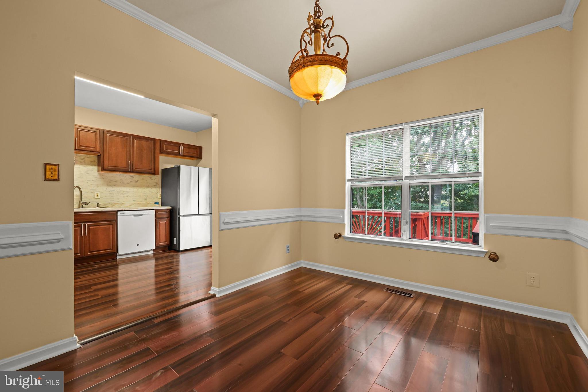 WAYSIDE VILLAGE - Residential Lease