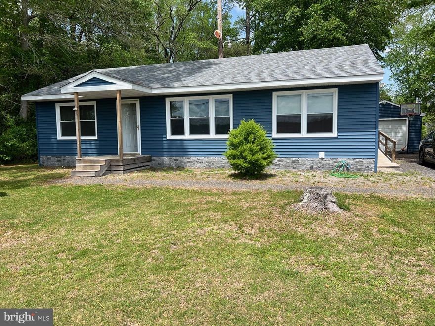 CHARMING COUNTRY RANCHER WITH MODERN UPDATES!!

Nestled in the peaceful countryside, this beautifully updated ranch-syle home blends rustic charm with modern comfort.  Boasting three spacious bedrooms with two full bathrooms, the home offers a warm welcoming atmosphere ideal for families, retirees or anyone seeking a serene rural lifestyle.
Step inside to find completely renovated luxury vinyl floor throughout, combiining the look of hardwood with the exceptional durability and easy maintenance.  The open concept living and dining areas flow effortlessly into a well-appointed kitchen, creating a perfect space for entertaining guest or cozy nights inside with your loved ones.  This home is truly move-in ready,  with all the work already done-just bring your personal touch and enjoy the quiet beauty of country living.
