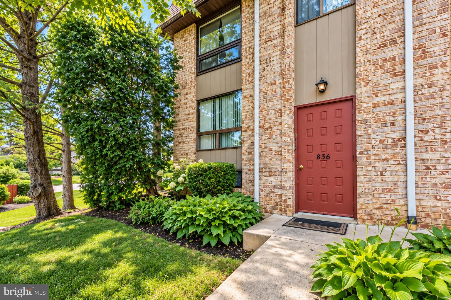 836 PUTNAM BOULEVARD B 57B