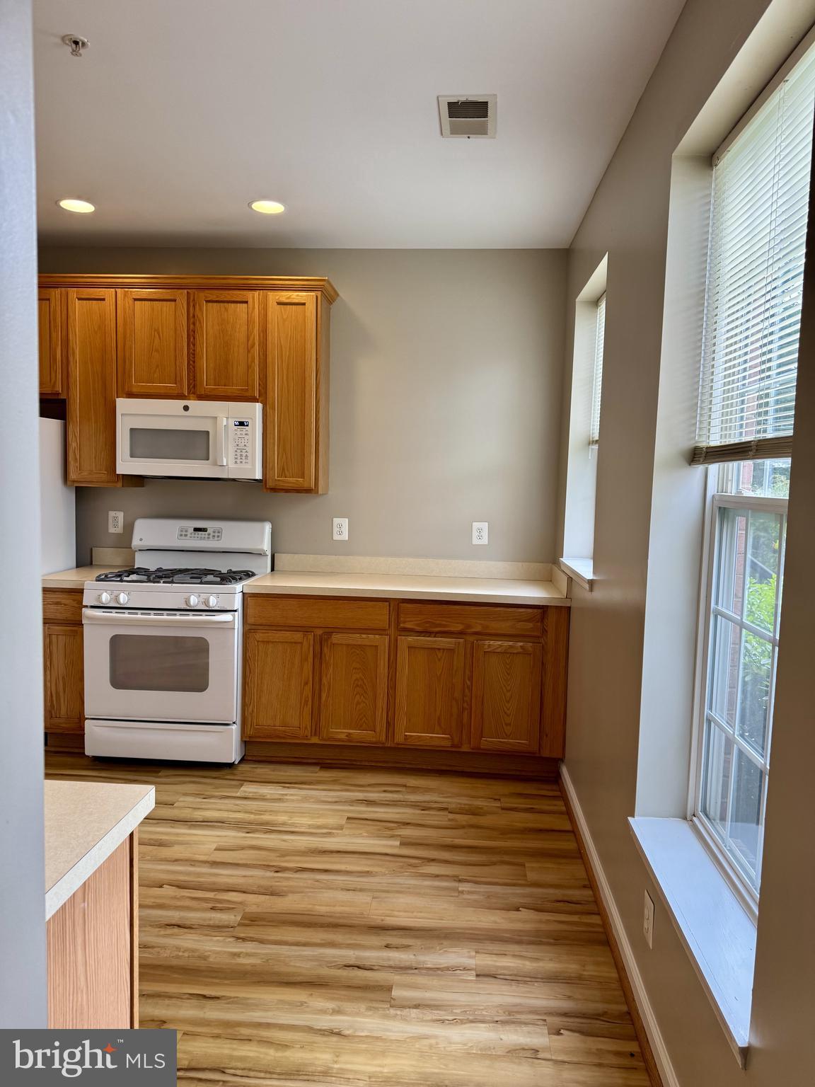 BALLENGER CROSSING - Residential Lease