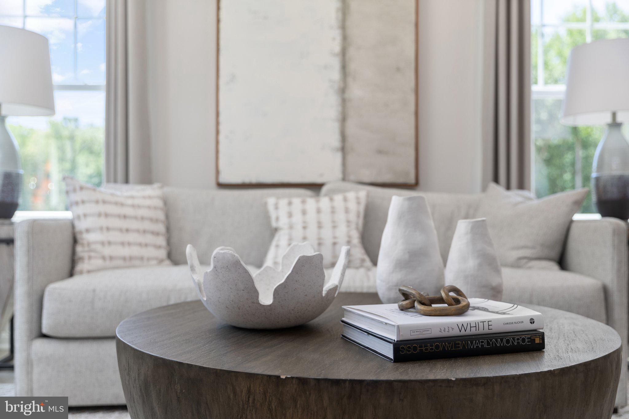 MONTGOMERY OAKS - Residential