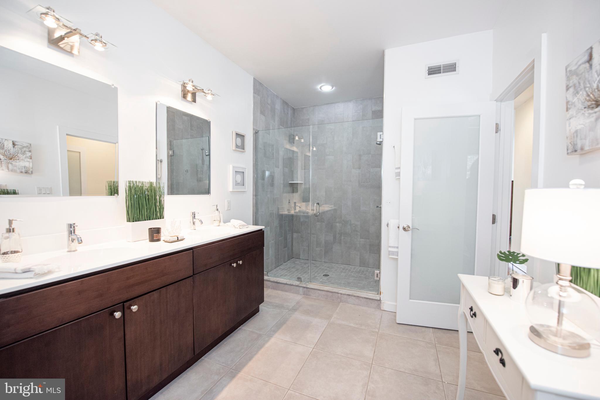 MANAYUNK - Residential