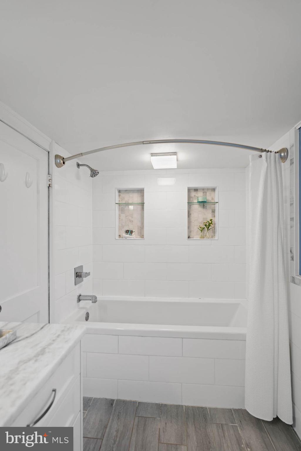 GREENACRES - Residential