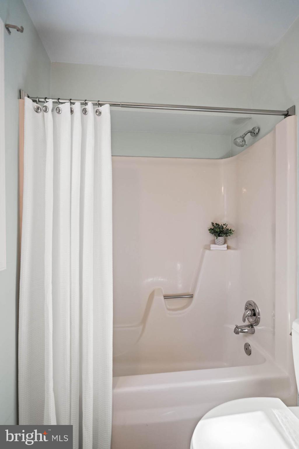 GREENACRES - Residential