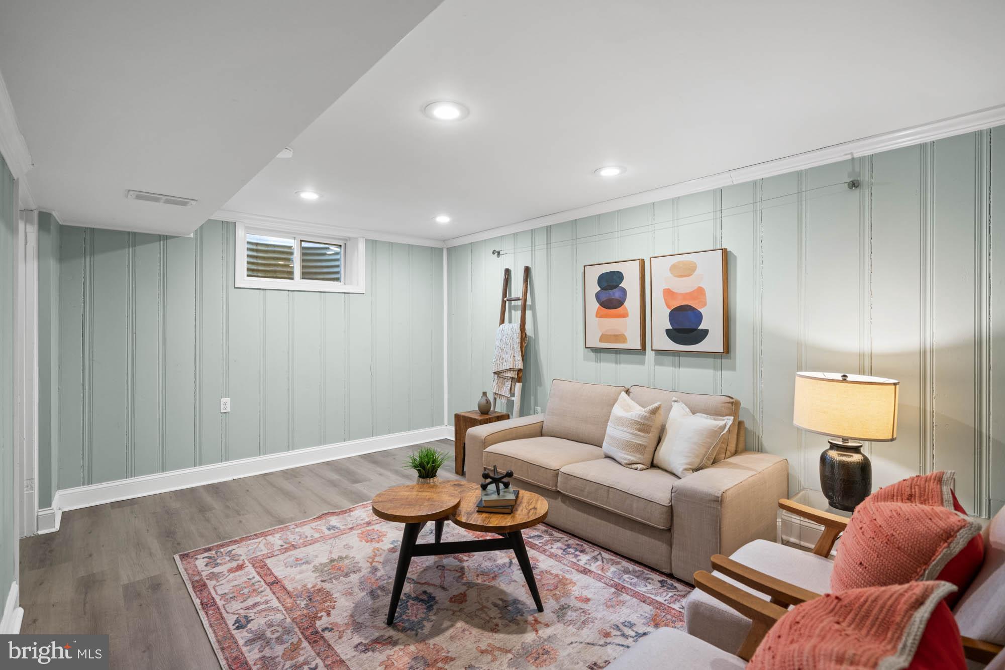 GREENACRES - Residential