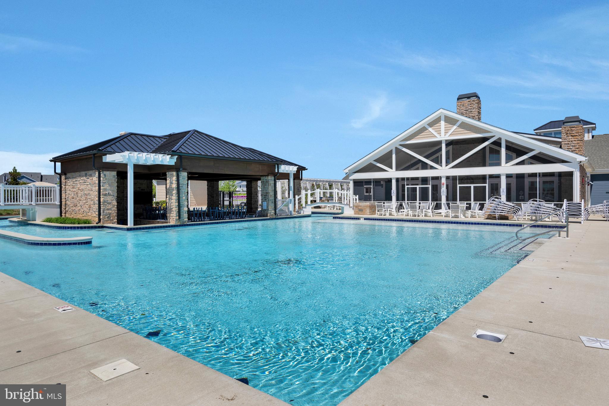 GOVERNORS - Residential