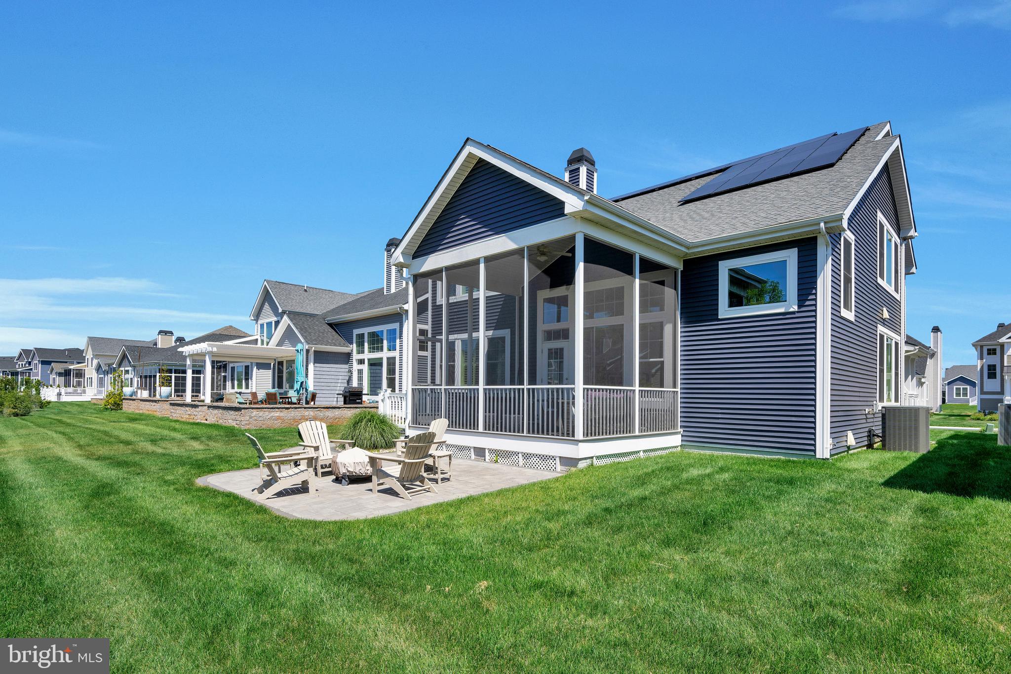 GOVERNORS - Residential