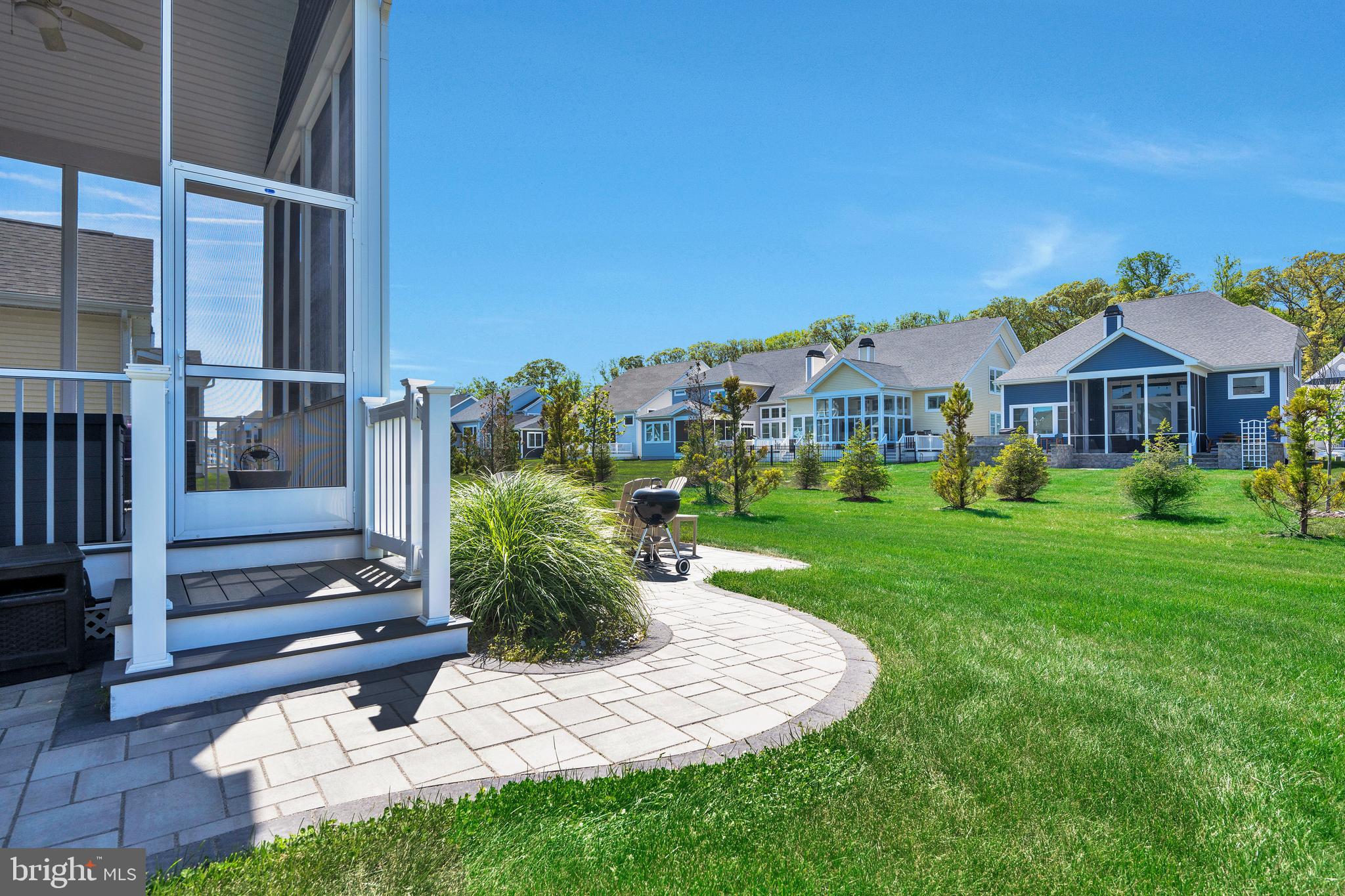 GOVERNORS - Residential