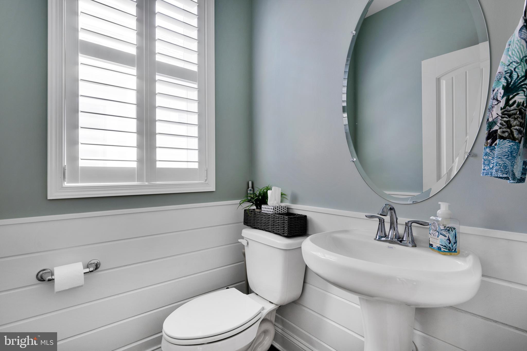 GOVERNORS - Residential