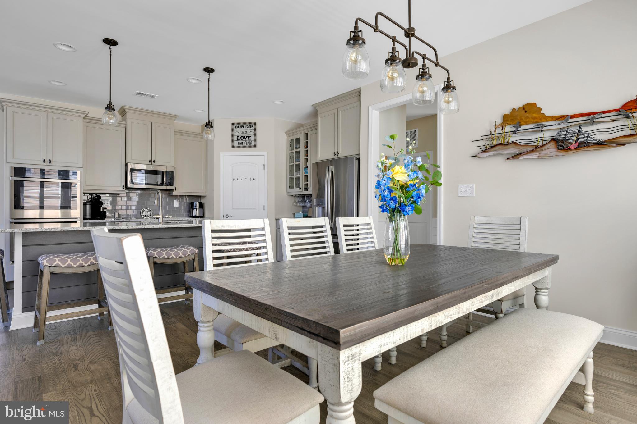 GOVERNORS - Residential