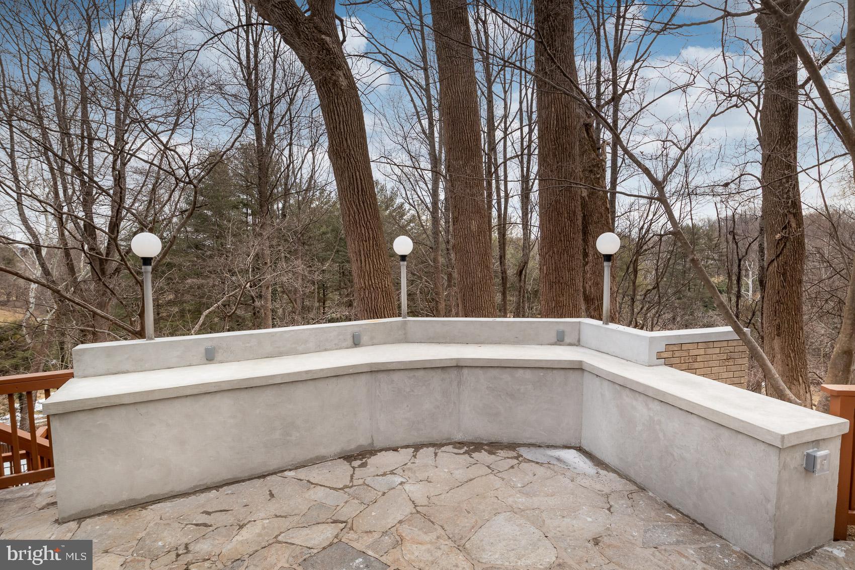 IVY HILL - Residential