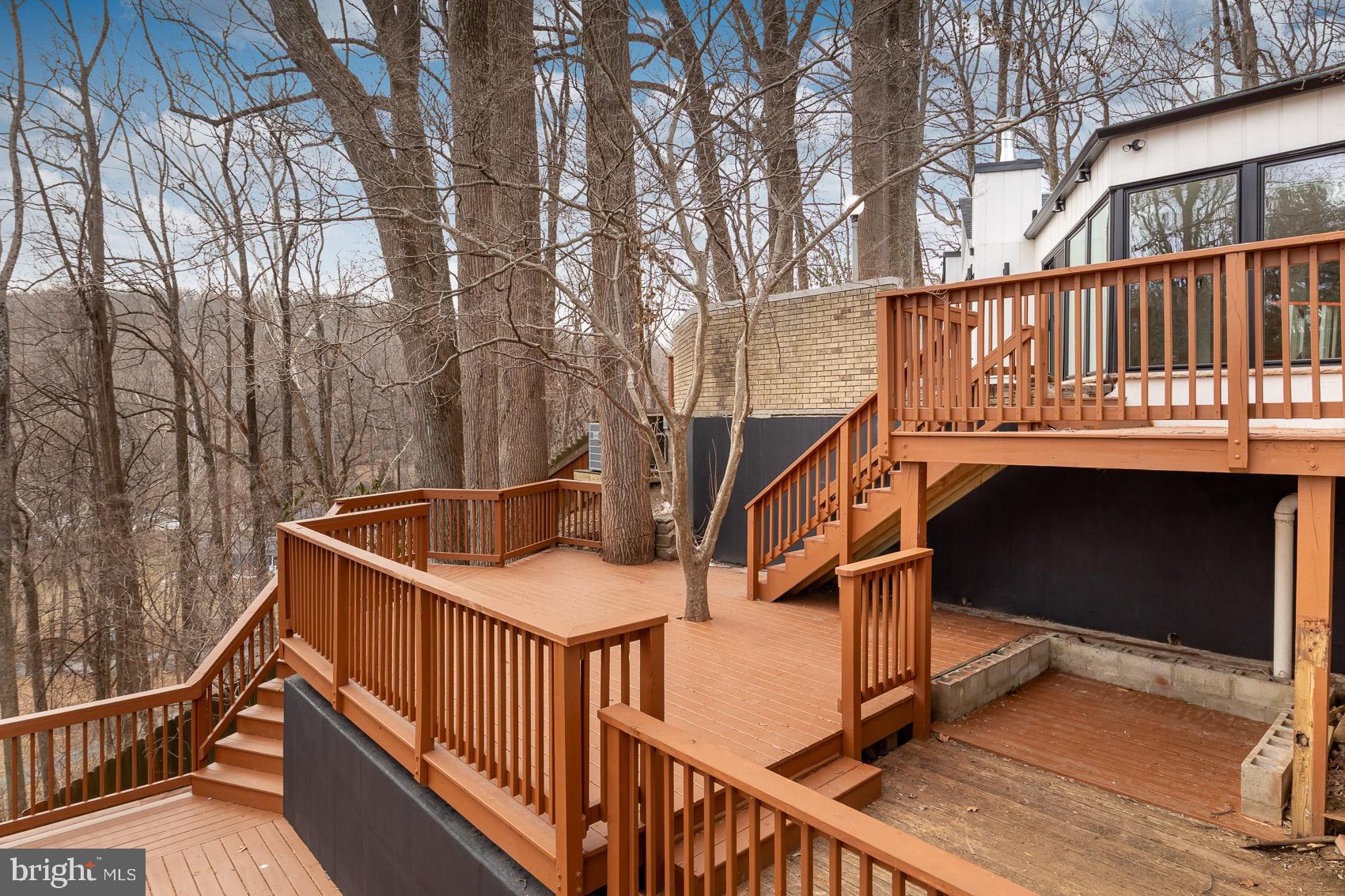 IVY HILL - Residential