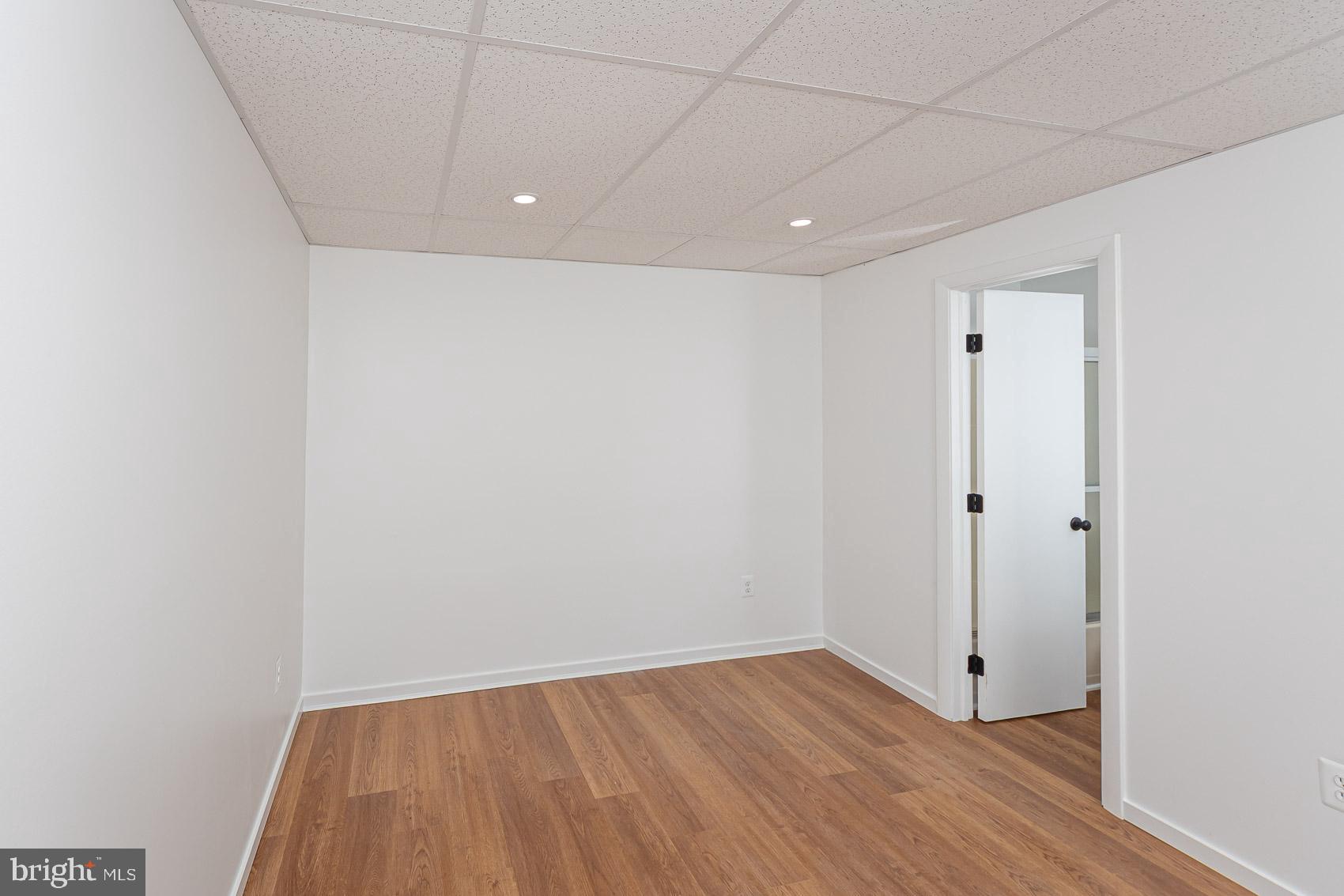 IVY HILL - Residential