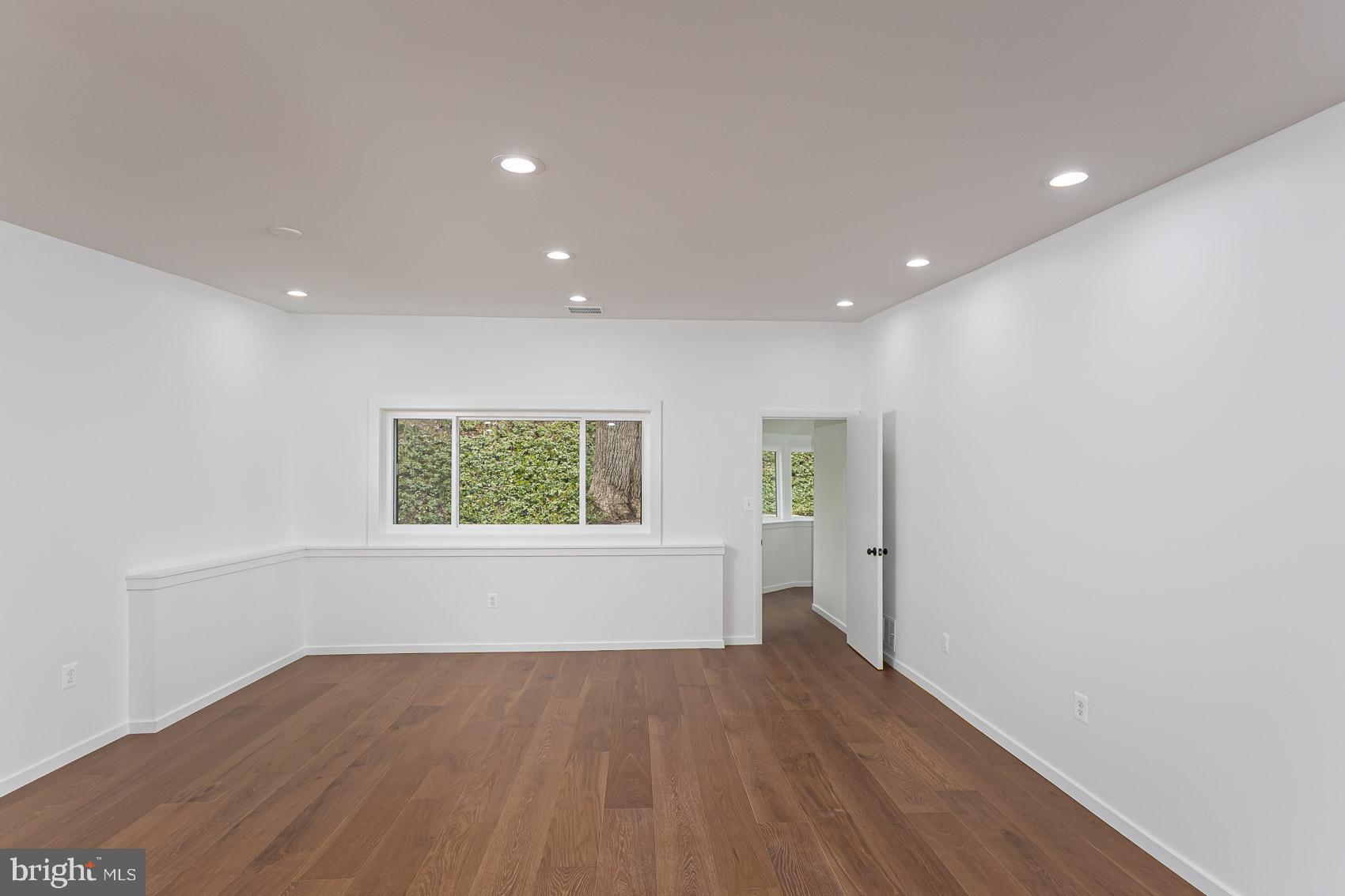 IVY HILL - Residential