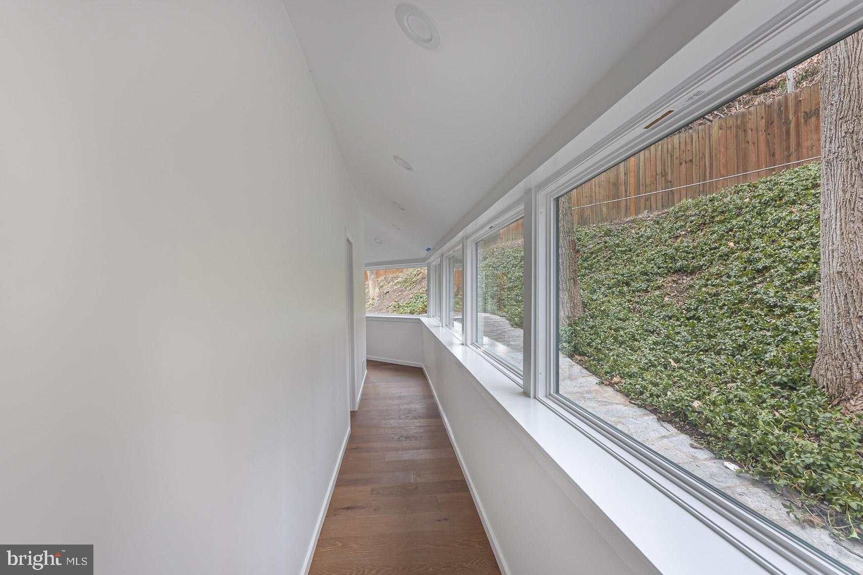 IVY HILL - Residential