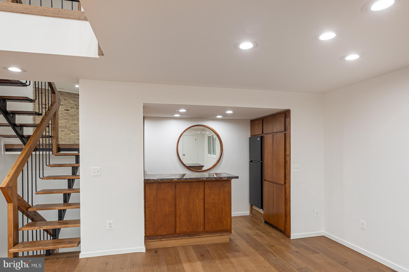 IVY HILL - Residential