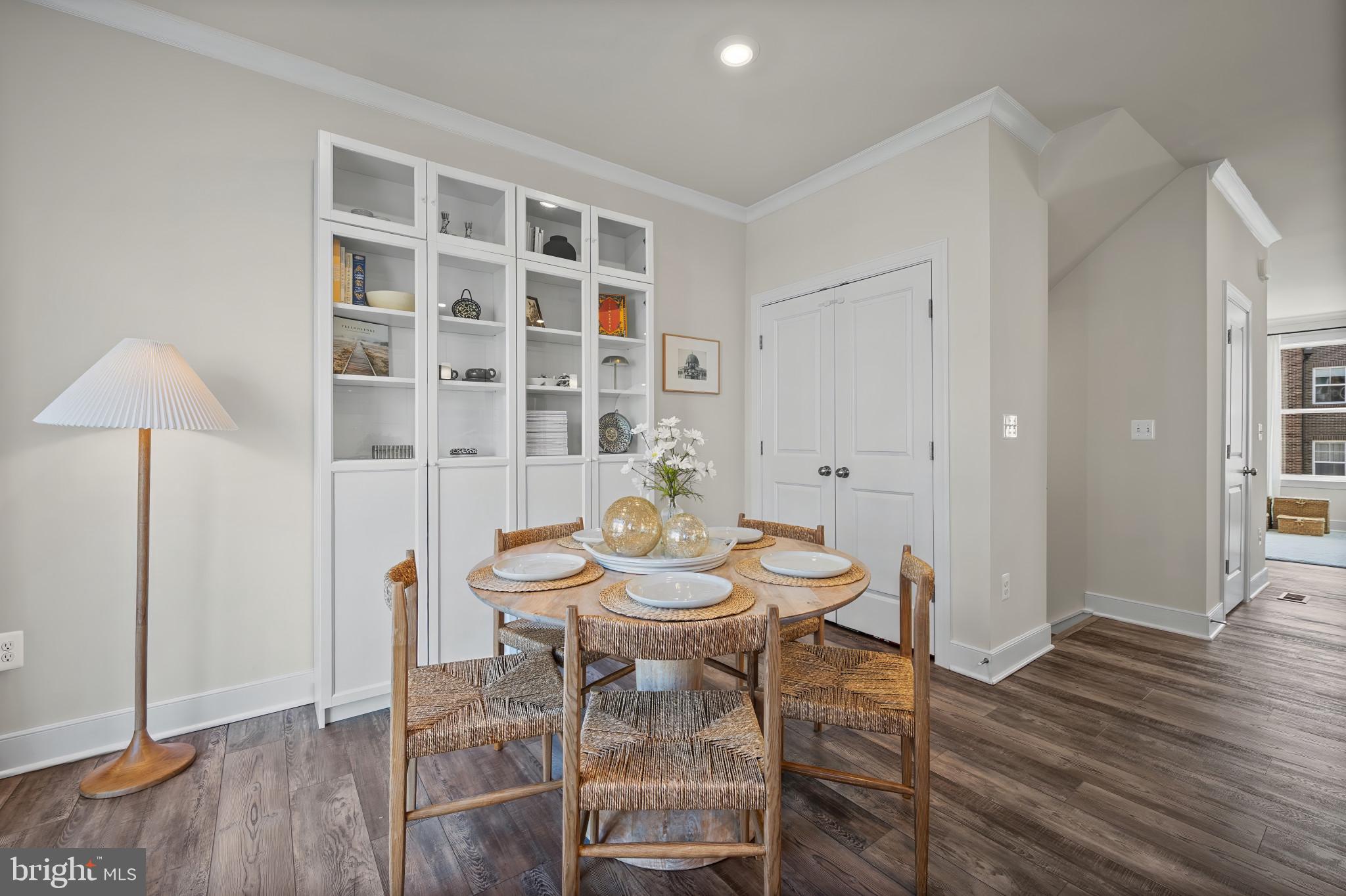 CROWN FARM - Residential