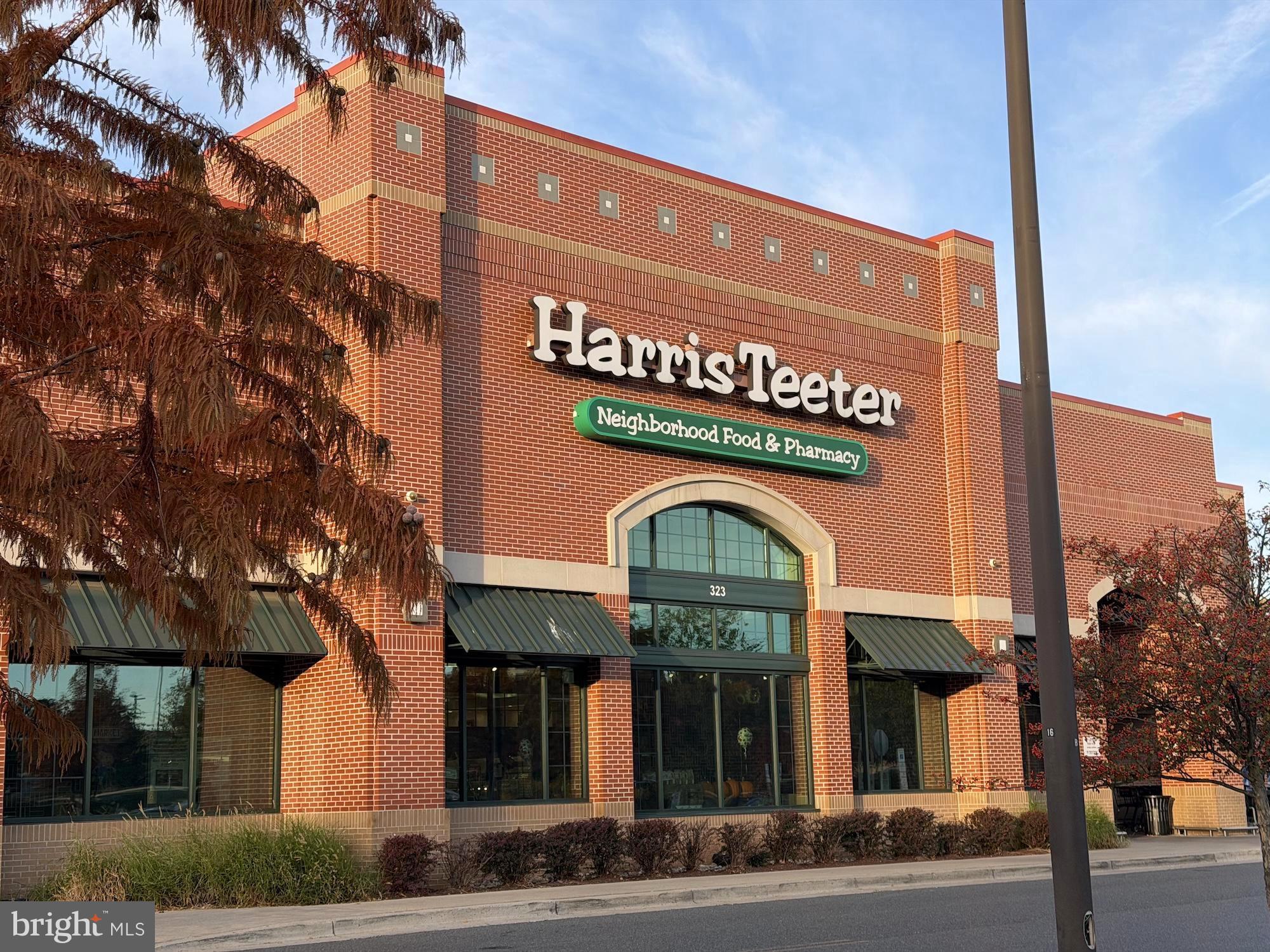 CROWN FARM - Residential