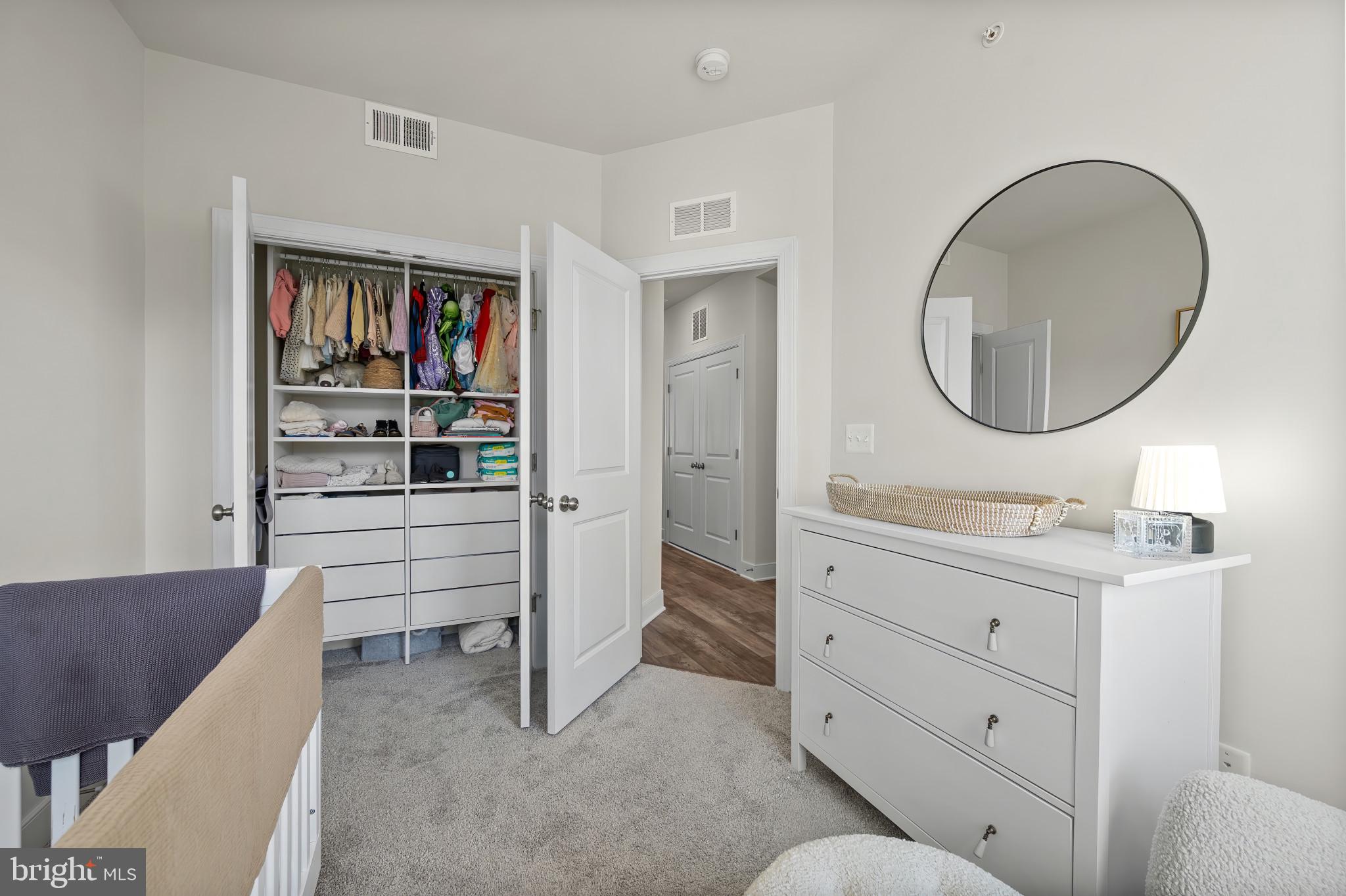 CROWN FARM - Residential